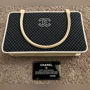 Authentic Vintage Chanel Navy and Cream Quilted Structured Pochette Shoulder Bag